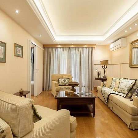 Vouliagmeni'S Elegance By Acropolis Suites Aten Exteriör bild