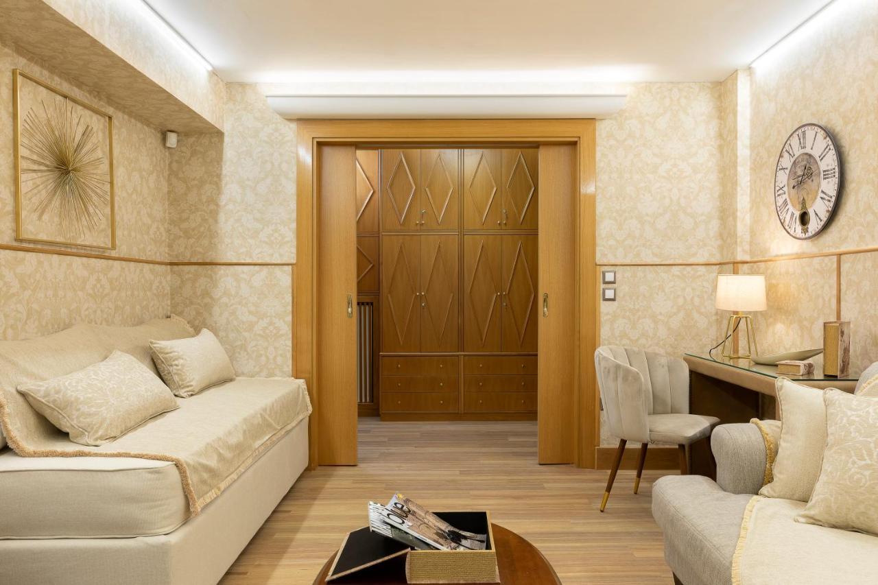 Vouliagmeni'S Elegance By Acropolis Suites Aten Exteriör bild
